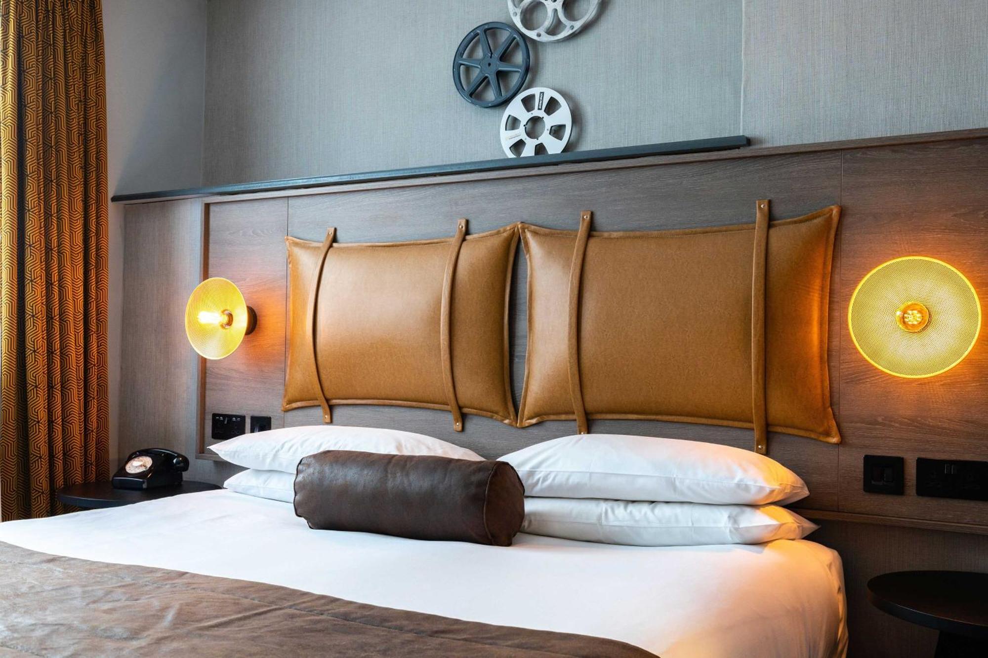 Abbey Hotel Bath, A Tribute Portfolio Hotel Екстериор снимка